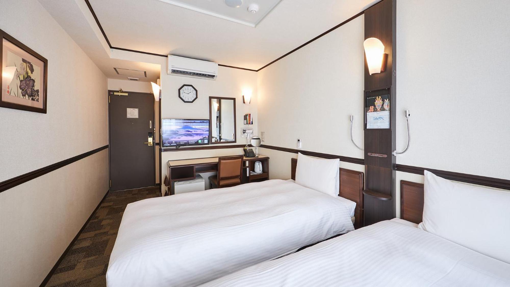 Toyoko Inn Tokyo Fussa Ekimae Higashi Guchi Hamura Стая снимка