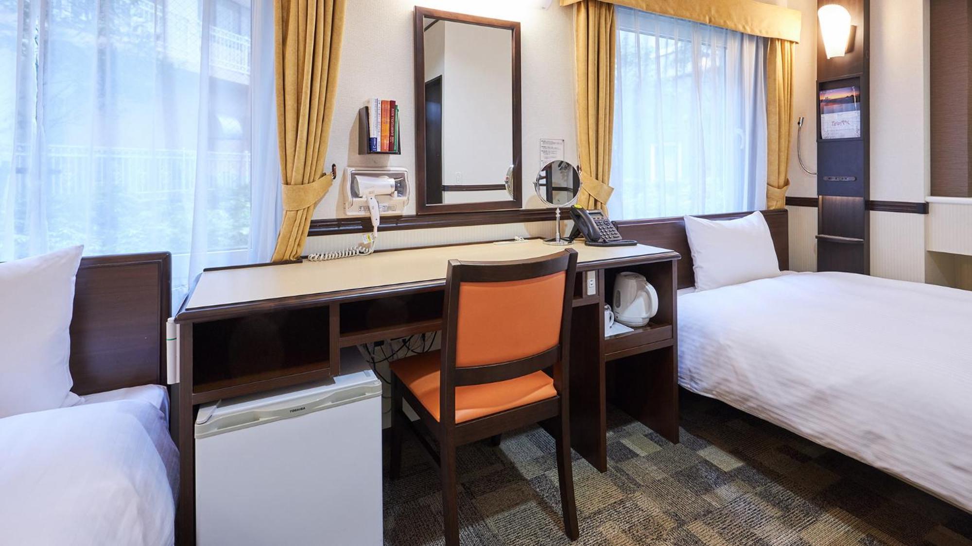 Toyoko Inn Tokyo Fussa Ekimae Higashi Guchi Hamura Стая снимка